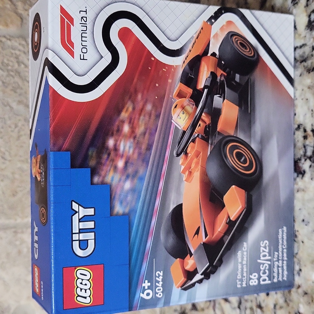 LEGO Bundle - Picture 5 of 7